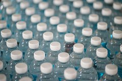 Раскрыт неожиданный путь попадания микропластика в организм