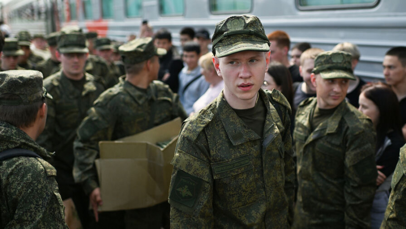 «Навстречу призывникам»: в Госдуме поддержали введение круглогодичного призыва