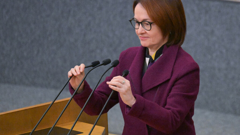 &laquo;Рецессии у&nbsp;нас и близко нет&raquo;. Набиуллина выступила с&nbsp;докладом перед&nbsp;Госдумой 