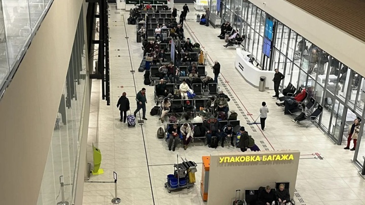 Рейс Стамбул-Краснодар из-за непогоды приземлился в Минводах - Новости на Вести.ru