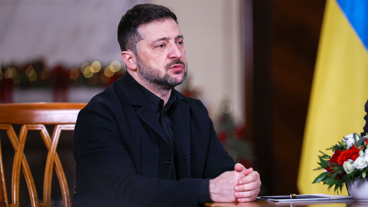 Зеленский: работа украинской переговорной команды будет скорректирована - Новости на Вести.ru